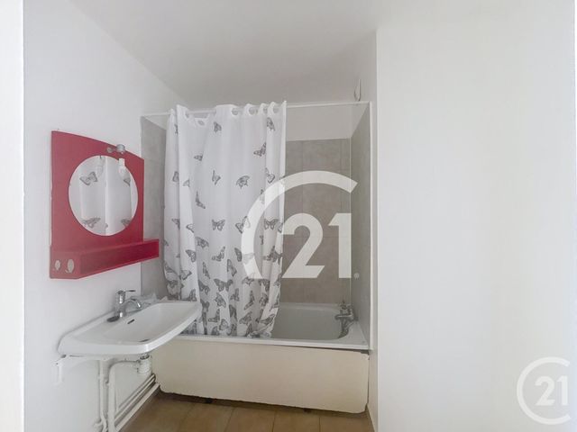 Afficher la photo en grand Appartement F4 à vendre - 4 pièces - 84.39 m2 - VILLIERS LE BEL - 95 - ILE-DE-FRANCE - Century 21 Nova
