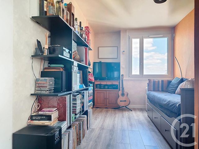 Appartement F4 à vendre - 4 pièces - 80.47 m2 - VILLIERS LE BEL - 95 - ILE-DE-FRANCE - Century 21 Nova