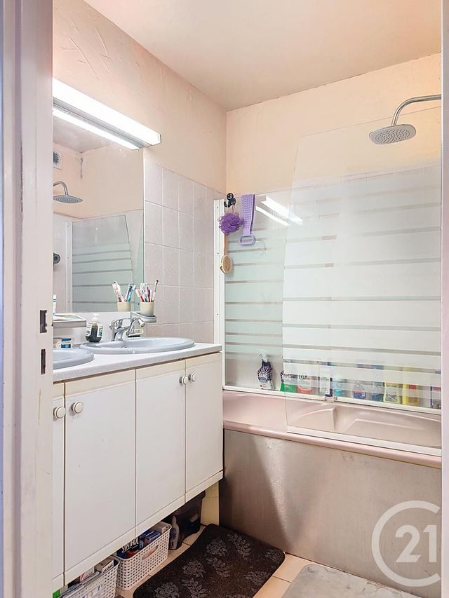 Appartement F4 à vendre - 4 pièces - 80.47 m2 - VILLIERS LE BEL - 95 - ILE-DE-FRANCE - Century 21 Nova