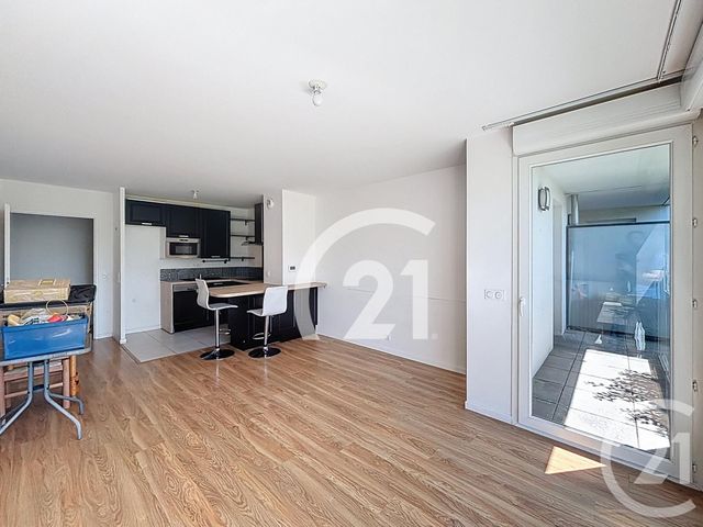 Appartement F3 à vendre - 3 pièces - 65.5 m2 - VILLIERS LE BEL - 95 - ILE-DE-FRANCE - Century 21 Nova