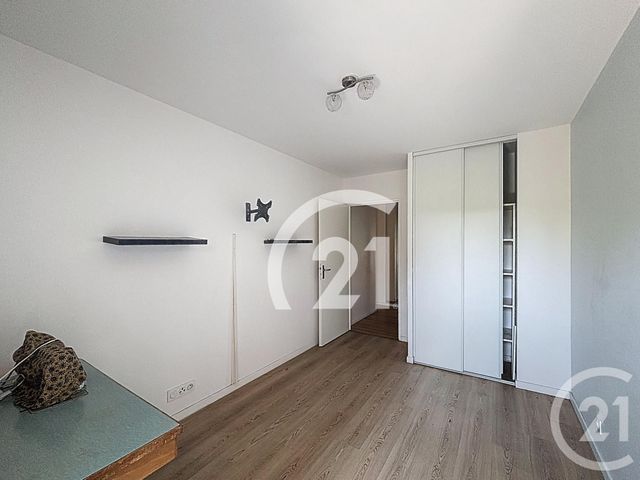 Appartement F3 à vendre - 3 pièces - 65.5 m2 - VILLIERS LE BEL - 95 - ILE-DE-FRANCE - Century 21 Nova