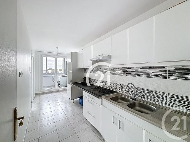 Appartement F5 à vendre - 5 pièces - 99.09 m2 - VILLIERS LE BEL - 95 - ILE-DE-FRANCE - Century 21 Nova