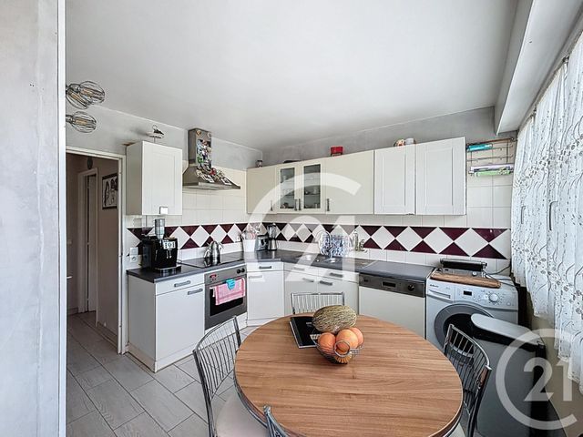 Appartement F4 à vendre - 4 pièces - 76.0 m2 - VILLIERS LE BEL - 95 - ILE-DE-FRANCE - Century 21 Nova