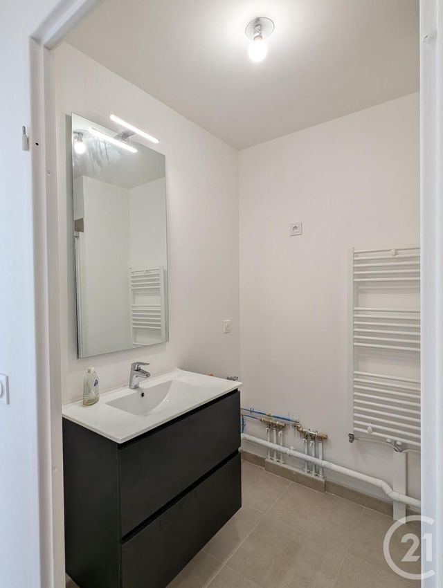 Appartement F2 à vendre - 2 pièces - 43.9 m2 - VILLIERS LE BEL - 95 - ILE-DE-FRANCE - Century 21 Nova