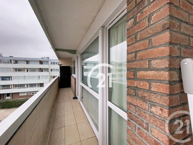 Appartement F4 à vendre - 4 pièces - 70.08 m2 - VILLIERS LE BEL - 95 - ILE-DE-FRANCE - Century 21 Nova