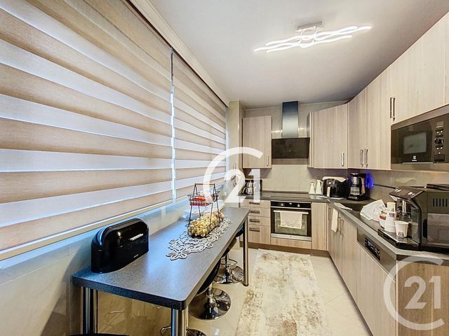 Appartement F4 à vendre - 4 pièces - 70.08 m2 - VILLIERS LE BEL - 95 - ILE-DE-FRANCE - Century 21 Nova