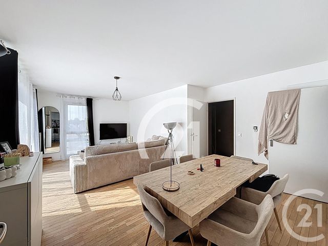 Appartement F4 à vendre - 3 pièces - 84.05 m2 - VILLIERS LE BEL - 95 - ILE-DE-FRANCE - Century 21 Nova
