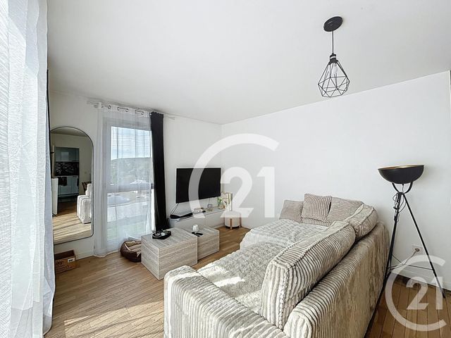 Appartement F4 à vendre - 3 pièces - 84.05 m2 - VILLIERS LE BEL - 95 - ILE-DE-FRANCE - Century 21 Nova