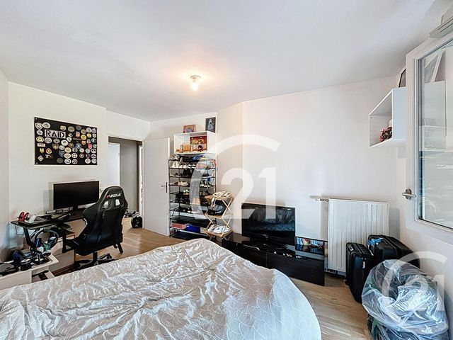 Appartement F4 à vendre - 3 pièces - 84.05 m2 - VILLIERS LE BEL - 95 - ILE-DE-FRANCE - Century 21 Nova