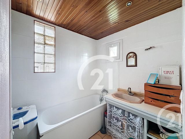 Appartement F3 à vendre - 3 pièces - 61.12 m2 - ARNOUVILLE - 95 - ILE-DE-FRANCE - Century 21 Nova